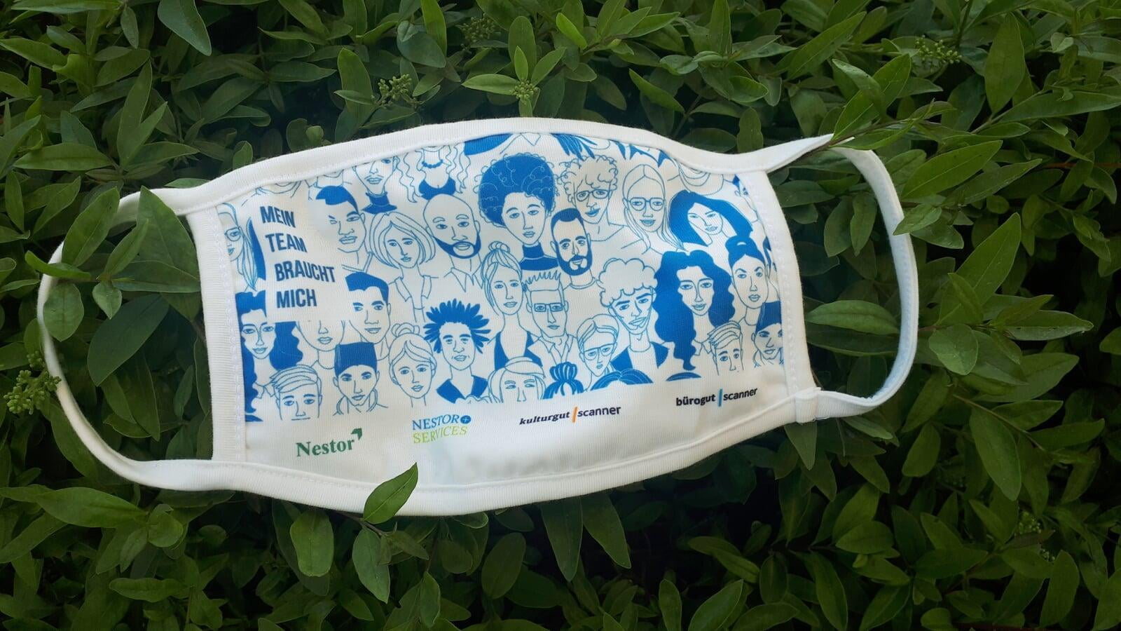 Aus Liebe zum Team: Die neuen Schutzmasken sind da